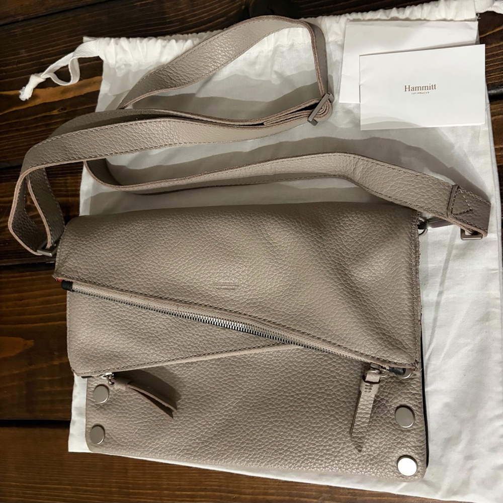 EUC Hammitt Dillon Medium reversible black/gray